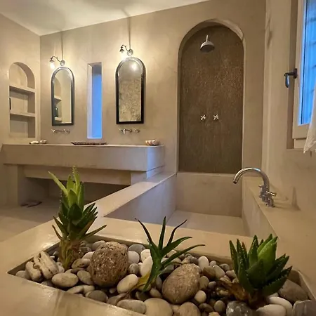 Villa Del 1700 Immersa Nel Verde, Poggio Al Sole